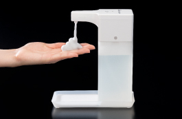 センサーで感知して自動で噴射